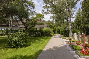 gemeindefriedhof eichenau