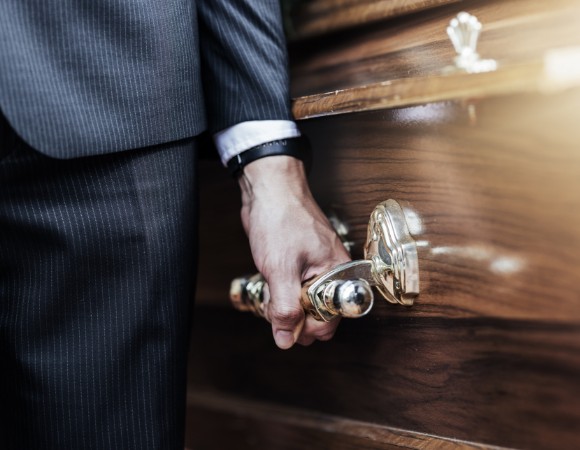 Überführung Verstorbener im Inland und Ausland